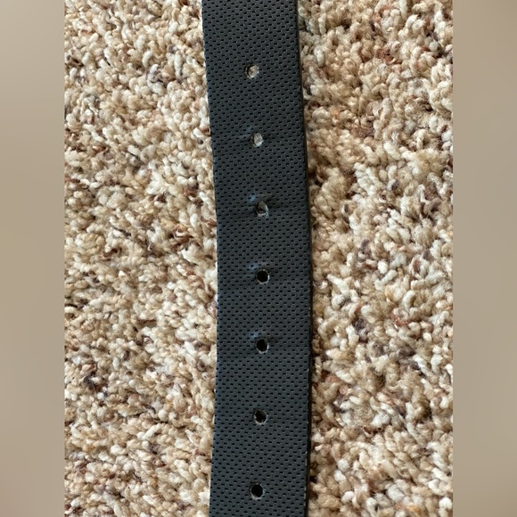 men's belt in black wz matte black buckle Bonded leather.1.5" Width Sz 31.5"-37" - Picture 4 of 6